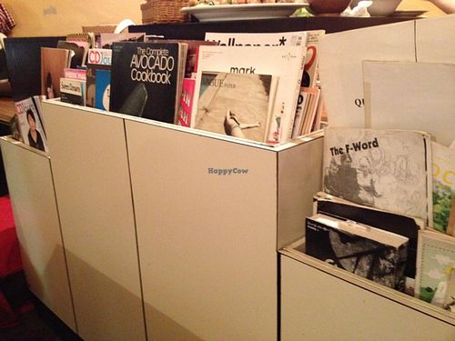 zines and reading materials at Nagi Shokudo in Kamakura