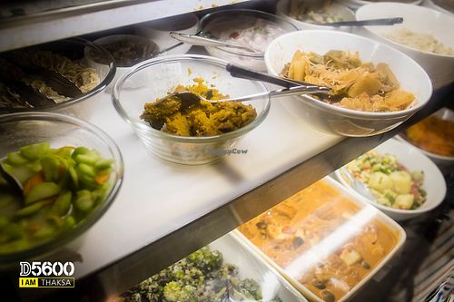 shelf at Nagi Shokudo in Kamakura