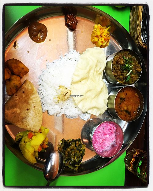 Vegetarian lunch set at Indus Ray in Kobe