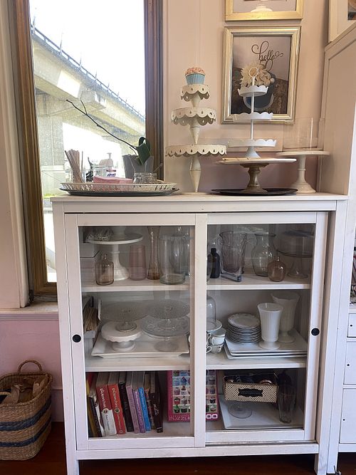 Cute Interior - BART track in the window  #Veganuary at Angel Cakes in Oakland