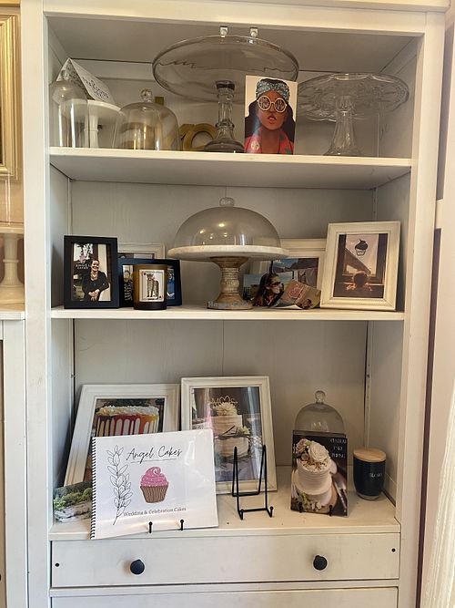 Memorial Shelf and Celebration Cakes Books #Veganuary at Angel Cakes in Oakland