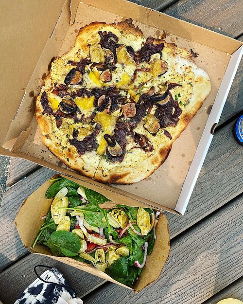Fig & ricotta pizza. Spinach & artichoke salad   at Alternative Plate in Lake Como