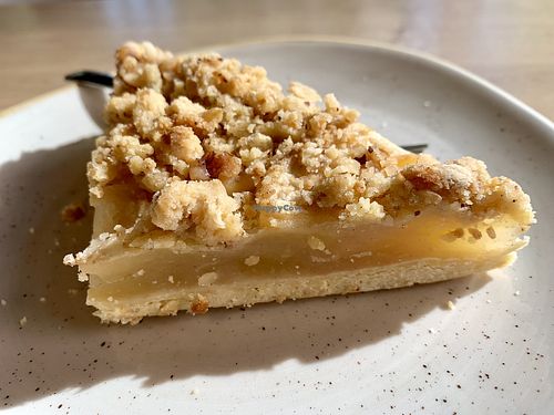 vegsn apple ceumble at Dean & David - Monbijouplatz in Berlin