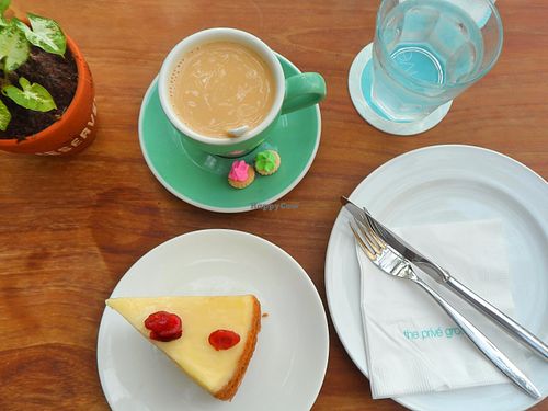 Coffee and Cake at Privé - Asian Civilisation Museum  in Central Singapore