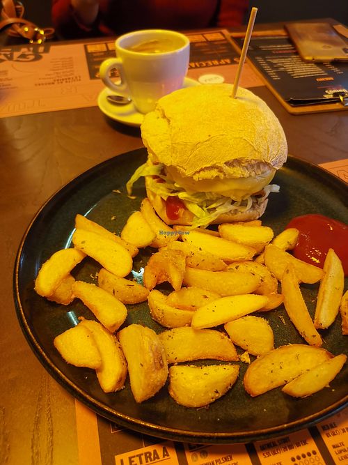  at Letraria Óbidos in Obidos