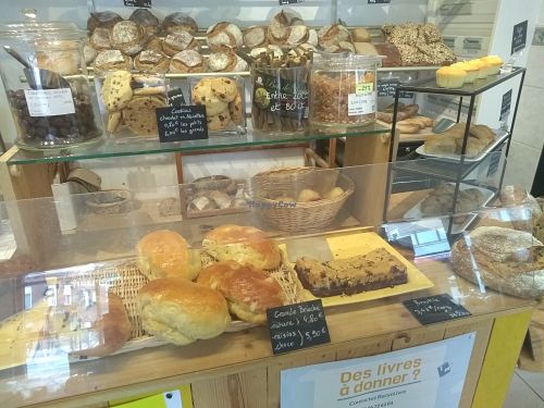 NON vegan sweets. at Ceci N'est Pas Une Boulangerie in Croix