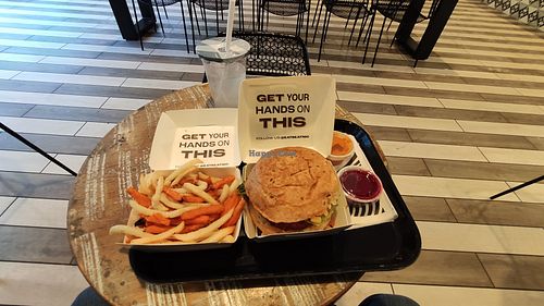 Combo de hamburguesa gua y patatas "fritas" dulces y saladas at Beatnic - Back Bay in Boston