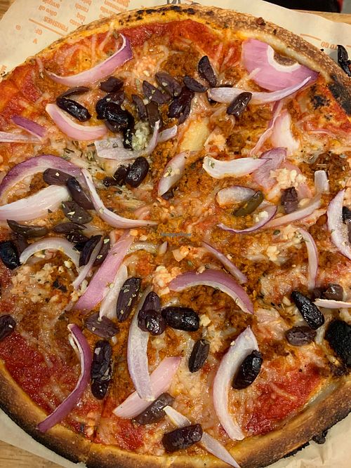Chorizo, onions, garlic, Kalamata olives at Blaze Pizza in Cambridge