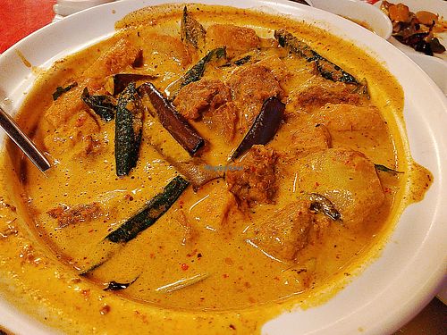 Curry mock mutton 咖喱素羊肉 at Eight Treasures Vegetarian 八宝素食馆 in Central Singapore