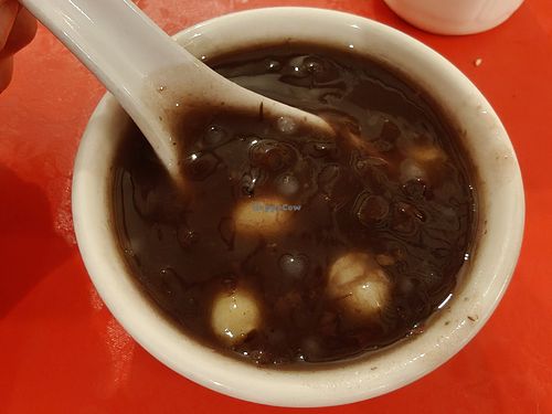 red bean soup with lotus seeds desserts at Eight Treasures Vegetarian 八宝素食馆 in Central Singapore