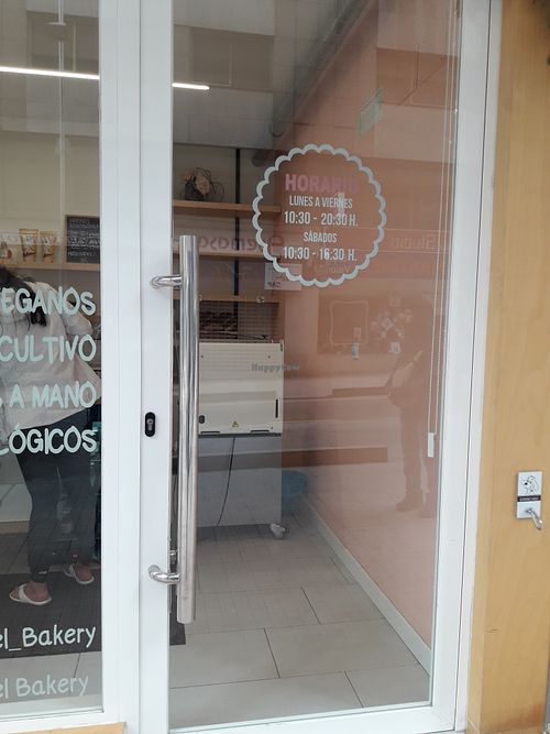 Door at Pumper in Pontevedra