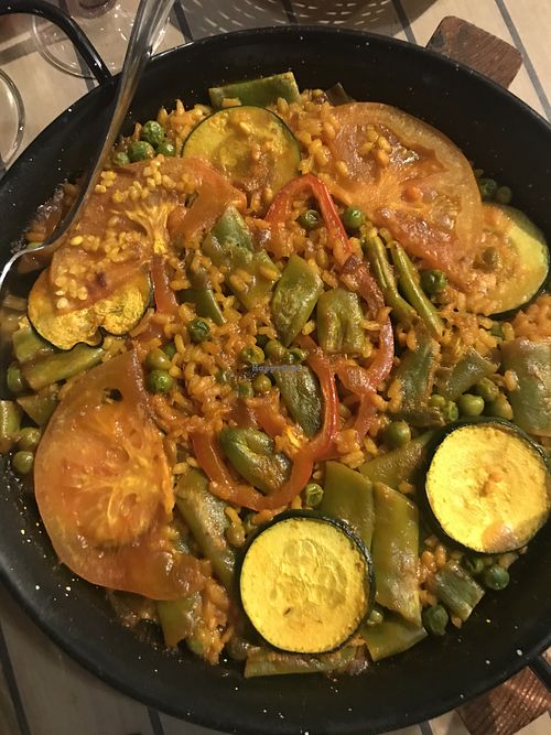 Vegan paella at El Librero in Sevilla