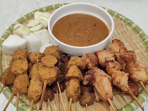  at Mother Earth 大地之素 in West Singapore