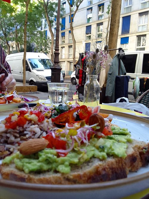  at Imagine Café in Paris