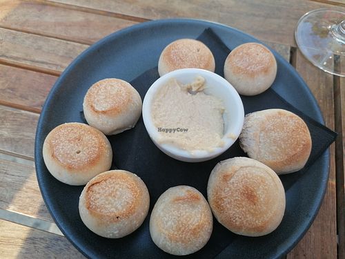 Vegan dough balls with houmous at Pizza Express - St Christophers Pl in London
