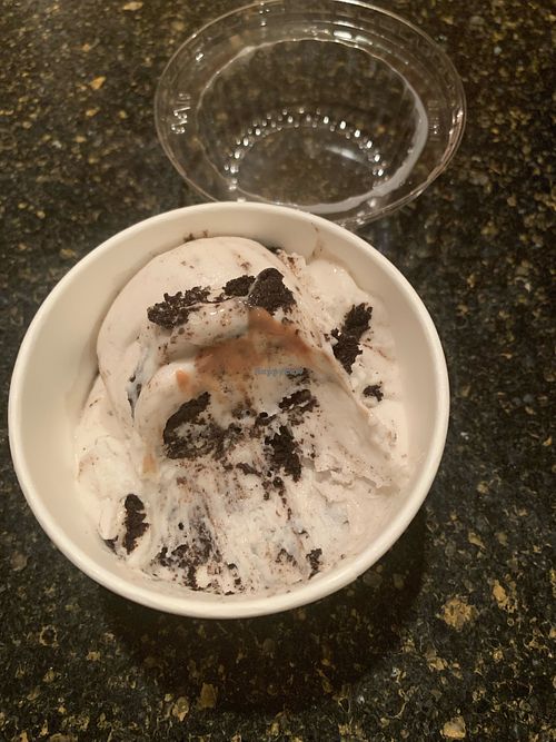 Vegan cookies and cream  at The International Delight Cafe in Bellmore