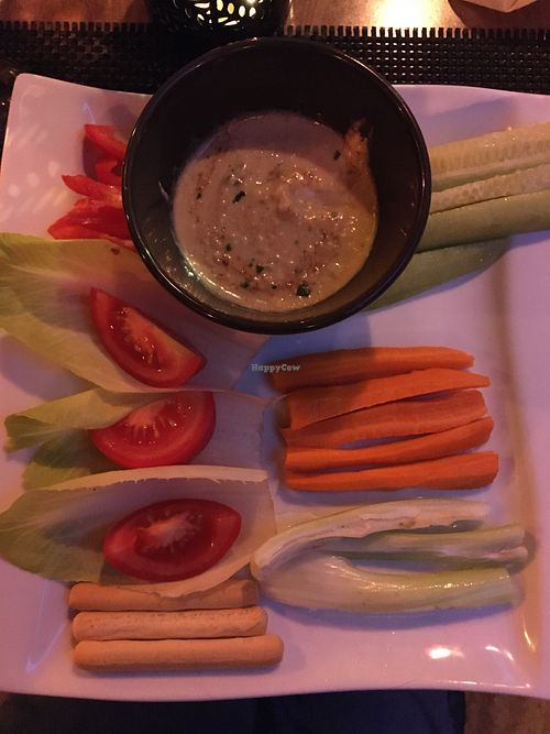 Hummus with vegetables sticks at A Casa di l'orsu in Corsica