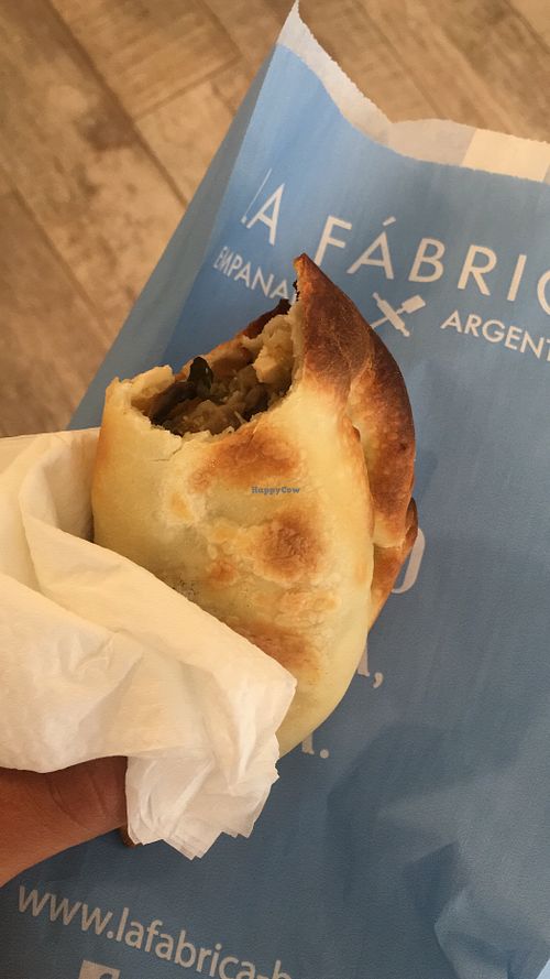 Dried tomato empanada  at La Fábrica - Empanadas Argentinas - Carrer del Call in Barcelona