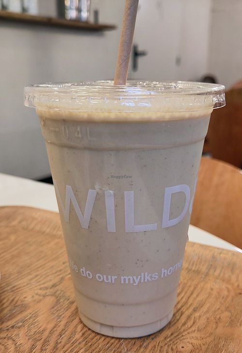 Pistachio protein shake at Wild & The Moon - Saint Honoré in Paris