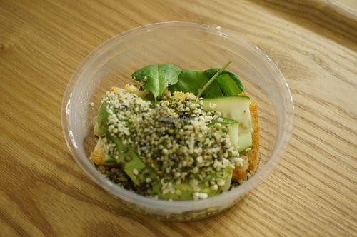 Avocado Toast at Wild & The Moon - Saint Honoré in Paris