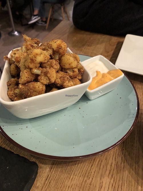 Cauliflower ⭐️⭐️⭐️⭐️⭐️  at Roots & Rolls in Barcelona