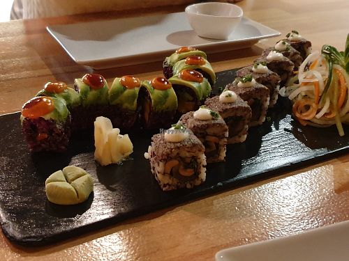 Mushroom roll & SriRango roll at Roots & Rolls in Barcelona