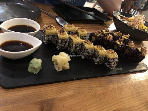 Prickly pear and chickpea rolls at Roots & Rolls in Barcelona