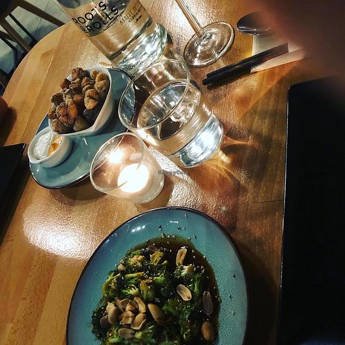 Appetizer: Popcorn cauliflower and broccoli at Roots & Rolls in Barcelona