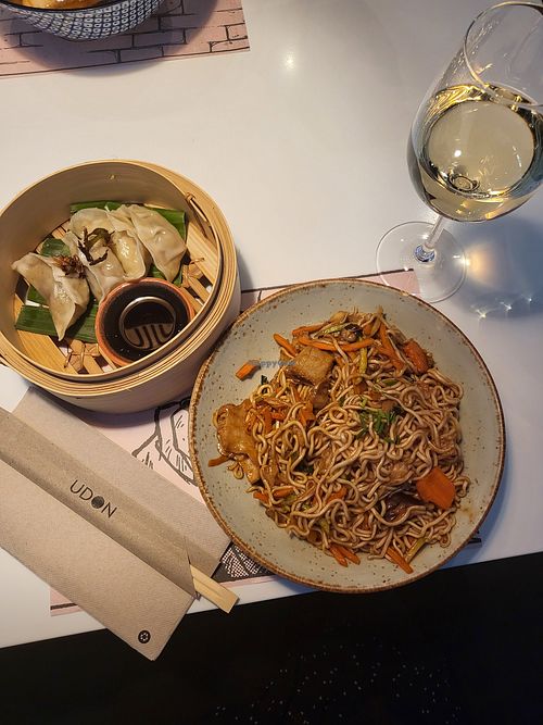 Heura Yakisoba, veg gyoza at UDON in Escaldes-engordany