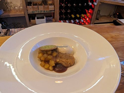 Apples and ice cream at Hillside Kitchen & Cellar in Wellington