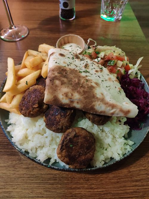 Mix Grill at Happy Food and Health  in Rotterdam