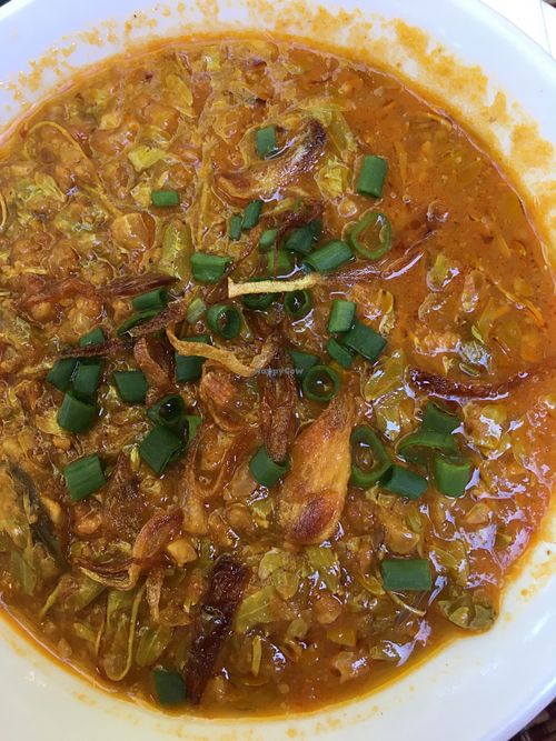 Tamarind leaf curry at The Moon - Old Bagan in Bagan