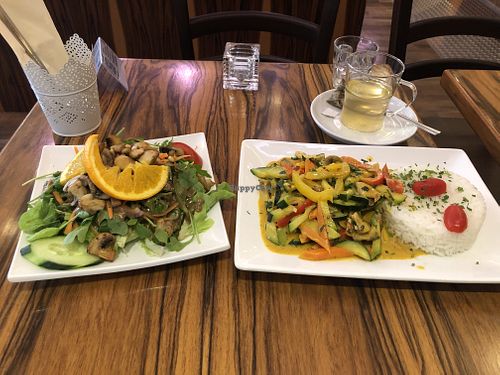 Mushroom Salad & Vegan Curry at Centro in Schwabach