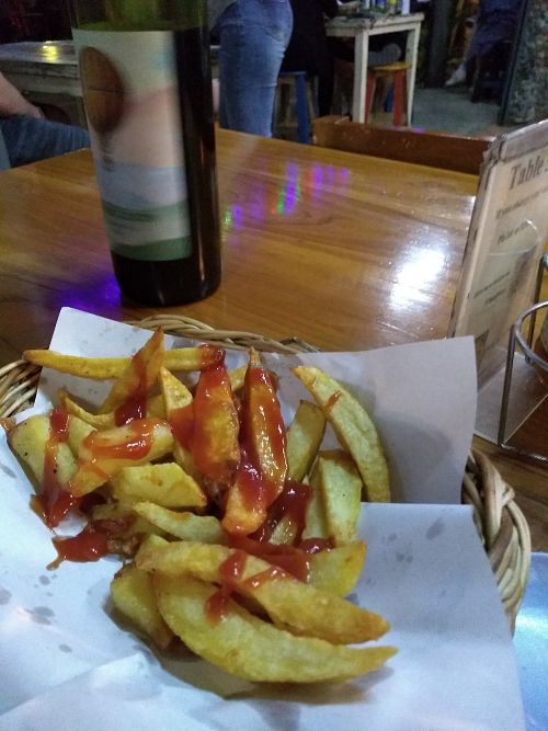 Average chips at Maya Burger Queen in Pai