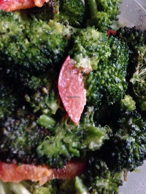 Raw broccoli and red pepper side order at Senbeb Cafe in Washington