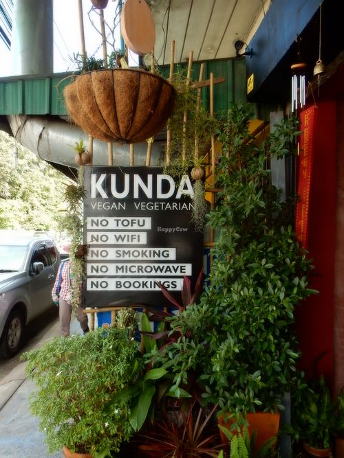 Sign to look for at Kunda Vegan Vegetarian in Chiang Rai