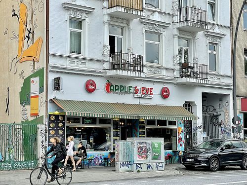 outside at Apple & Eve in Hamburg