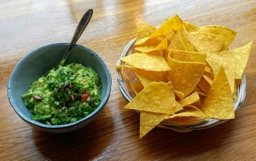 Vegan Guacamole & Chips at Gringas in Odense