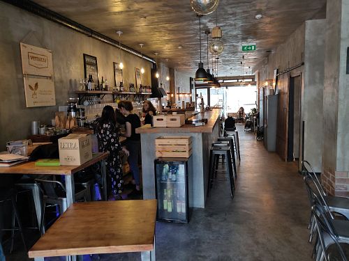 Inside at Apuro Vegan Bar in Porto