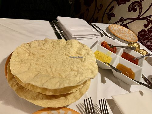 Poppadum with dippings at Nurtaj in Aberdeen