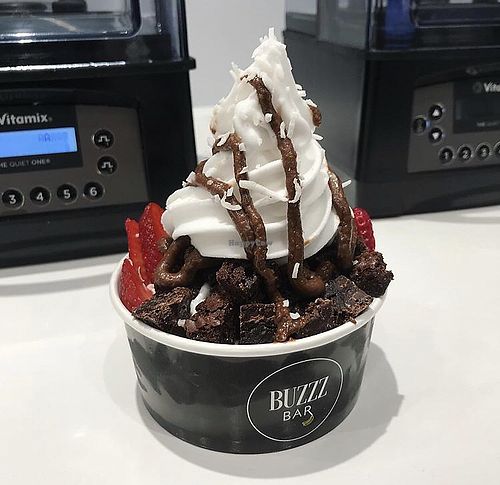 Vegan Brownie Bowl at Buzzz Bar in Sylvania