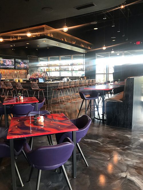 More seating at Mellow Mushroom in Fort Myers