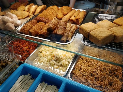 Buffet selection at Traditional Vegetarian Beehoon in Central Singapore