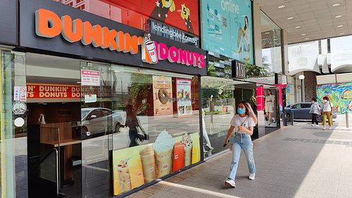 Street View at Dunkin' Donuts - Far East Plaza in Central Singapore