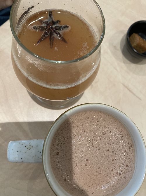 Hot apple cider and hot chocolate   at Sync-Ok in Deventer