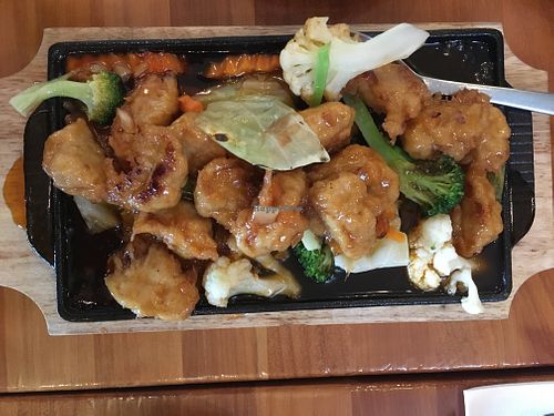 Sizzling vegan chicken  at Chu Thai Eatery in Auckland