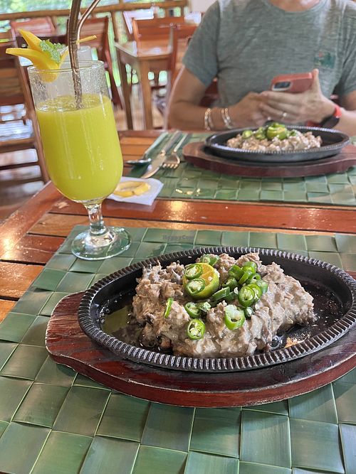 Sisig   at Fox and the Firefly in Bohol