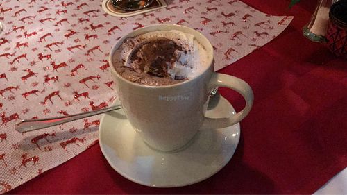Heiße Schokolade mit Sahne at V-Bandits in Ludwigsburg