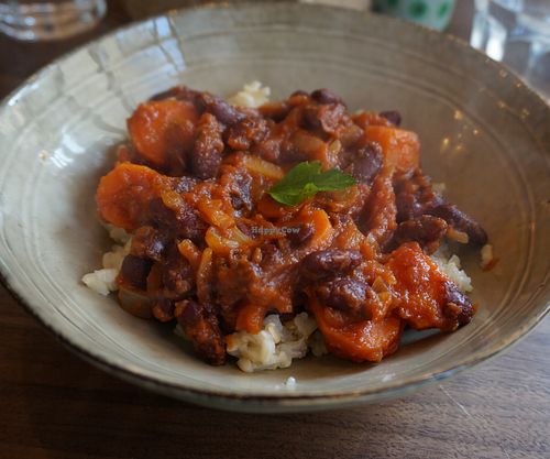 Chili sin carne at Lotus & Cactus in Paris