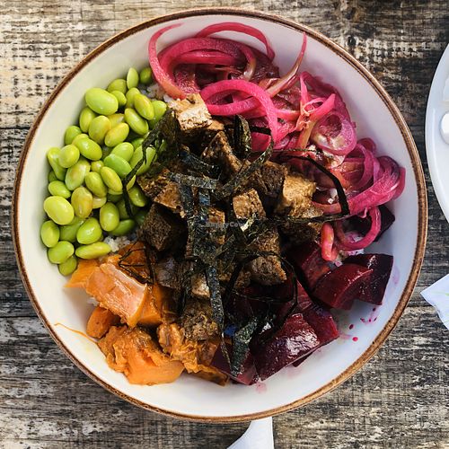 Create your own poke bowl at Tropical Soul in Gran Canaria